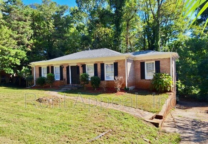Primary Photo - 469 Creekview Dr