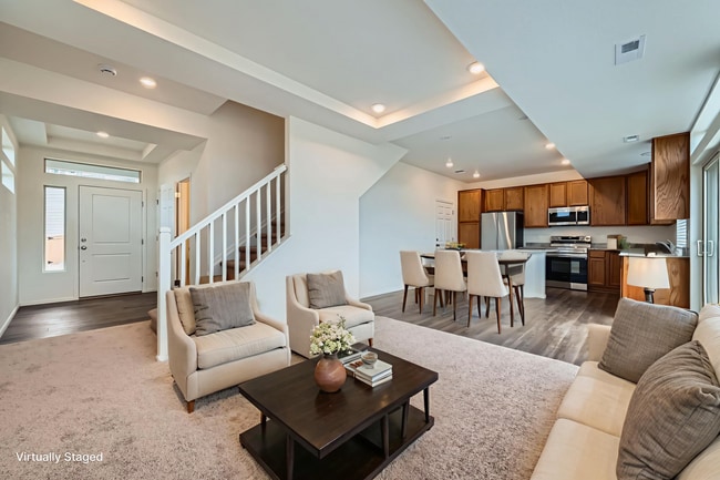 Building Photo - Updated 3-Bed Home with 2-Car Garage in Reunion Metro District