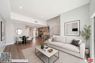 Building Photo - 1223 Hayworth Ave