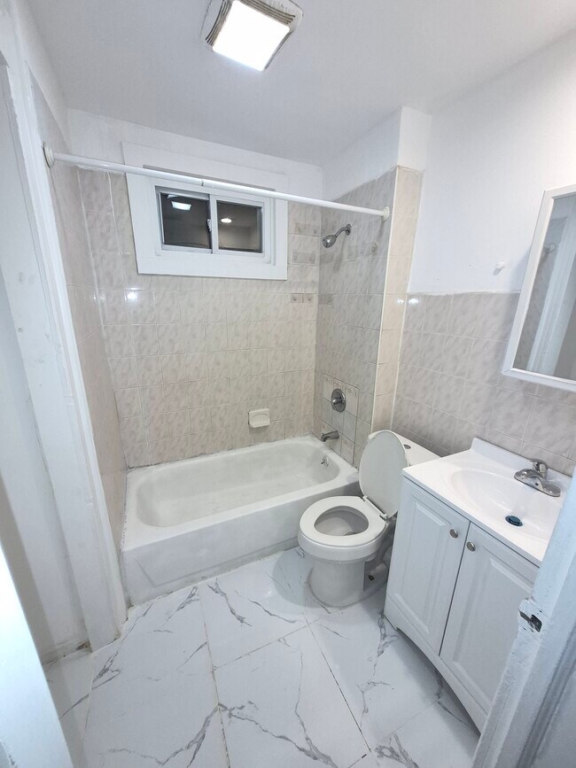 Foto del edificio - 51 Lincoln Pl