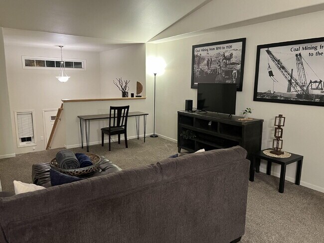 Foto del edificio - 3302 8th St NE