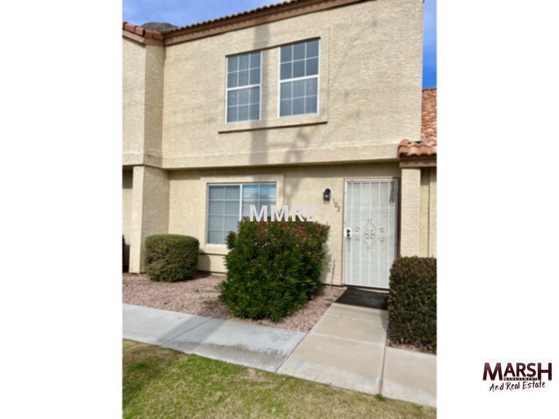 Great 3 bedroom 2story townhome with comm... House for Rent in Mesa