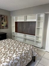 Building Photo - 3439 Racquet Club Dr