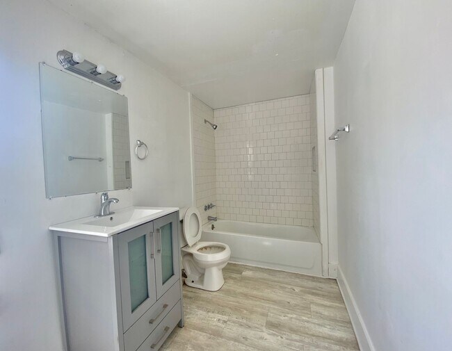 Foto del edificio - 5110 38th St