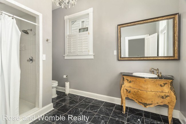 Foto del edificio - 6 br, 4.5 bath House - 314 Court Street