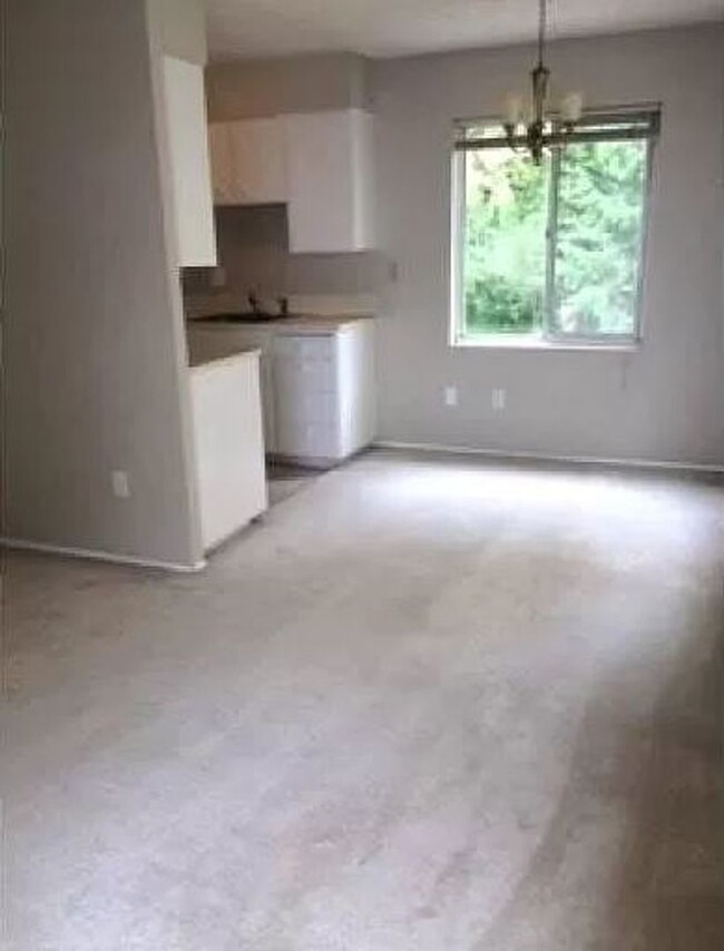 Building Photo - 1bd/1ba Seattle Condo