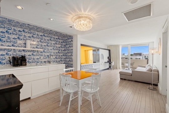 Photo - 1100 West Ave Apartment