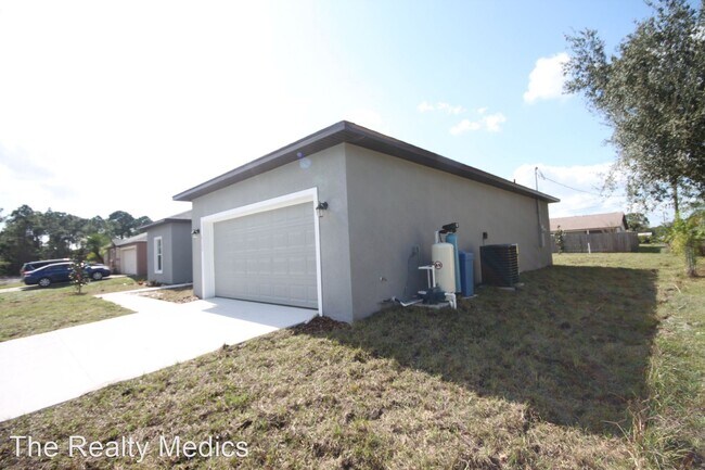 Building Photo - 3 br, 2 bath House - 2122 Sans Souci Ave SE