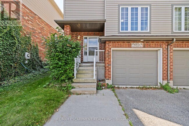 Building Photo - 695 Wild Ginger Ave