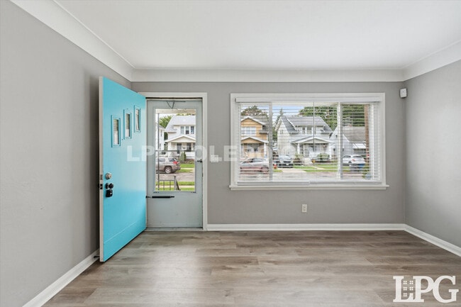 Building Photo - 3648 Watson Ave