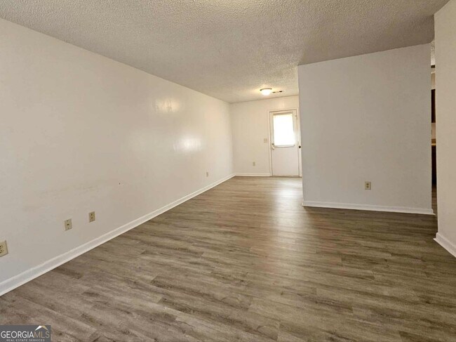 Foto del edificio - 4570 Hwy 53