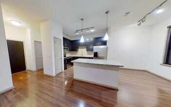 Building Photo - 206 McGowen St