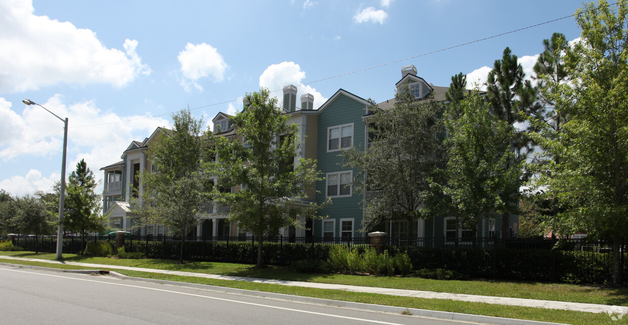 Montreux Apartments Jacksonville