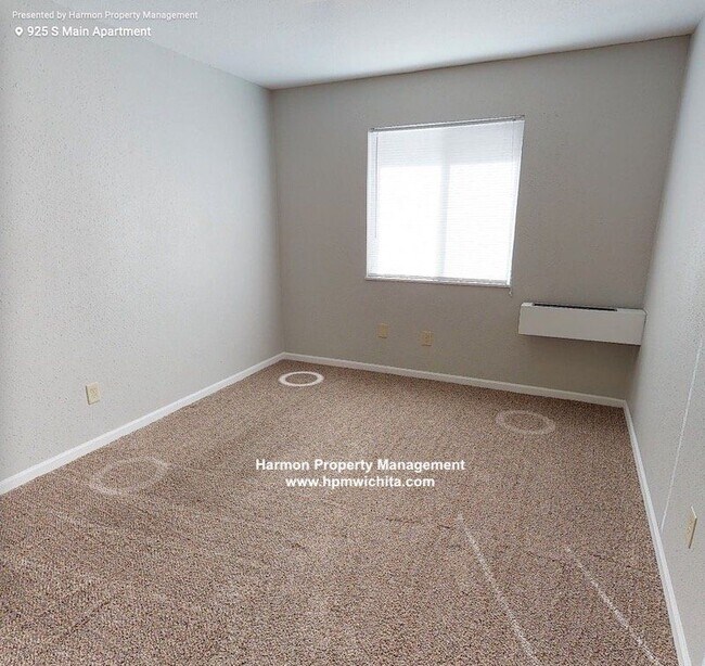 Foto del edificio - 925 S Main St