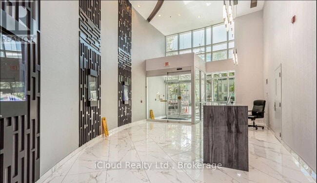 Building Photo - 80 Absolute Ave