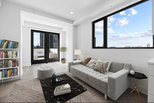 Foto del edificio - 215 East 124th Street