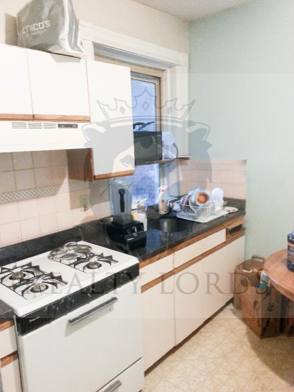 Building Photo - 122 Harvard Ave