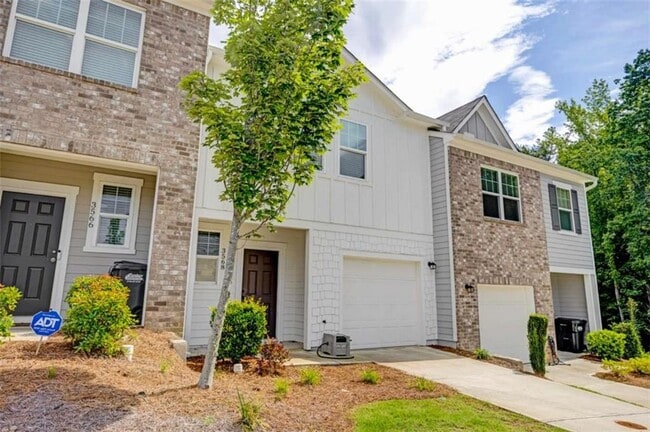 Building Photo - 3568 Eagle Ct