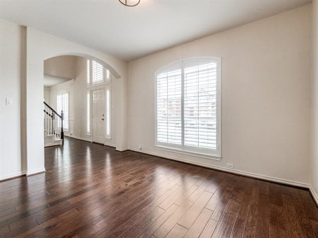 Building Photo - 1308 Grapevine Dr