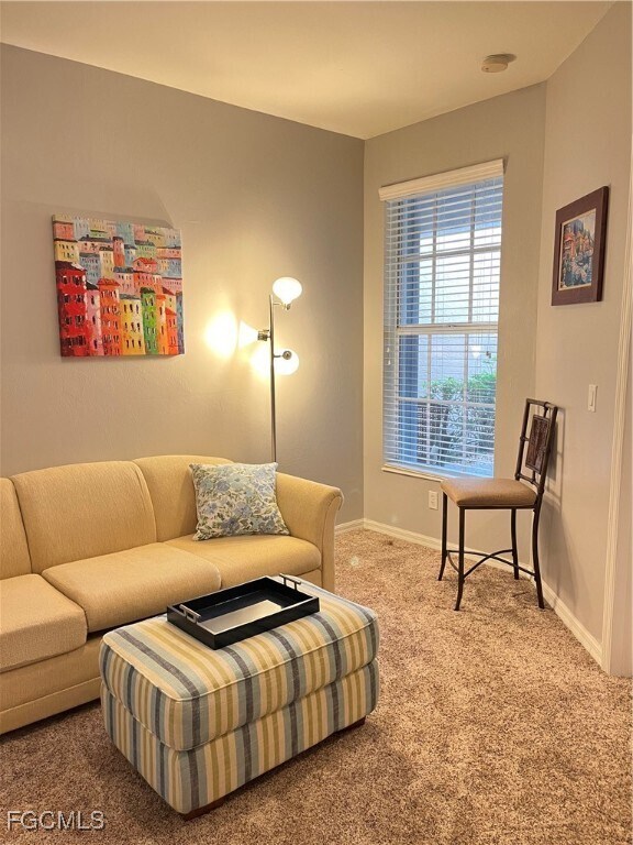 Foto del edificio - 2628 Somerville Loop