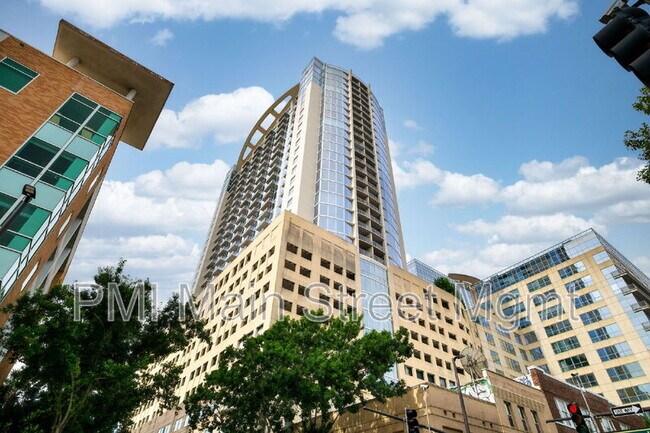 Foto del edificio - 155 S Court Ave