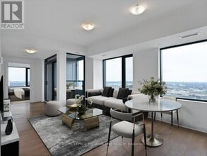 Building Photo - 2920 Hwy 7