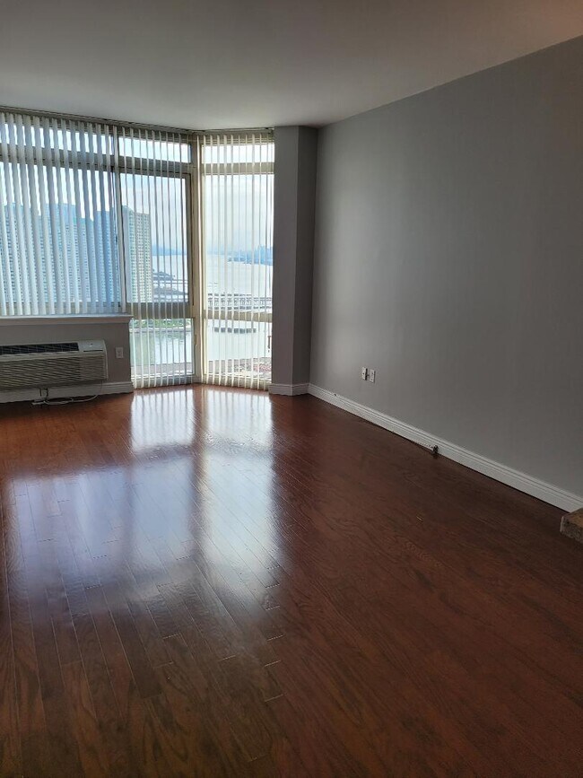 Foto del edificio - 20 2ND St