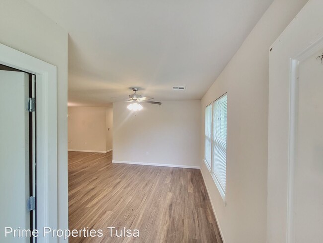 Building Photo - 3 br, 2 bath House - 1913 Mulberry St.