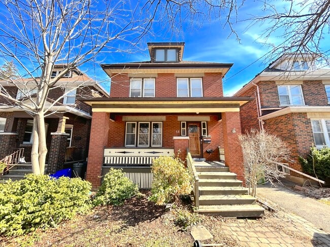 Building Photo - 48 Dalewood Crescent