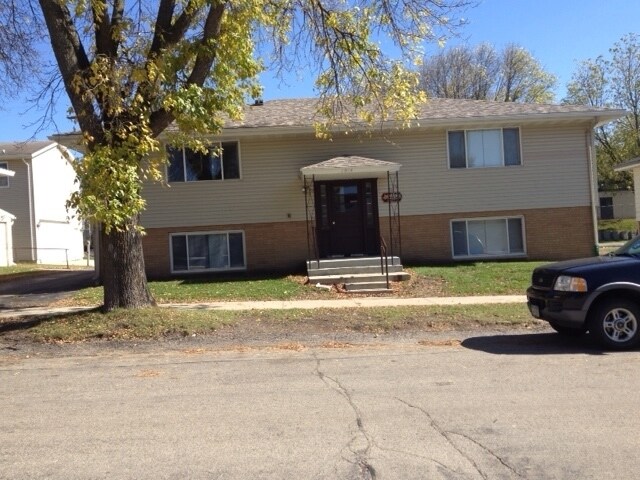 Foto principal - 1914 19th Ave NW