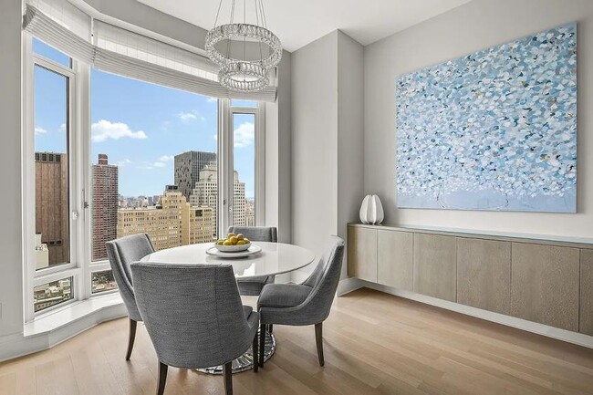 Building Photo - 3 bedroom in New York NY 10007