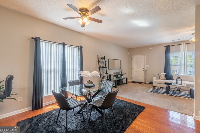 Foto del edificio - 4580 Parkview Square