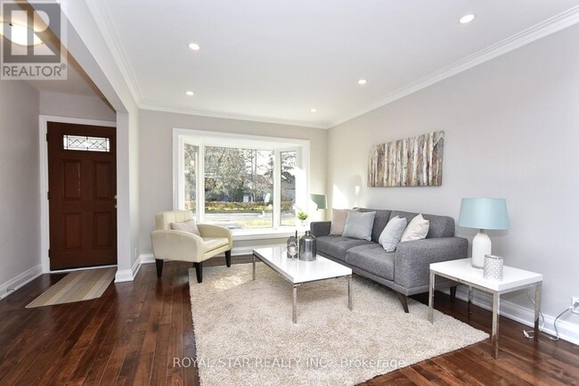 Photo du bâtiment - 25 Twin Pauls Crescent