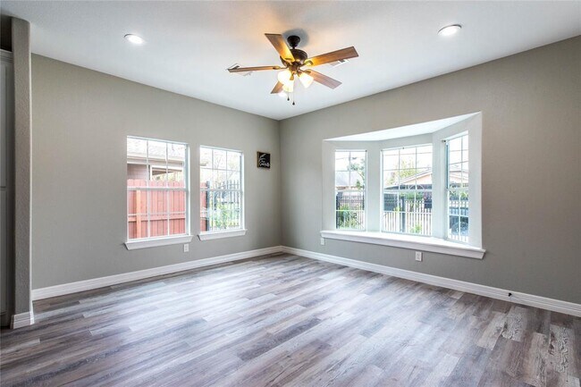 Foto del edificio - 6914 Avenue O