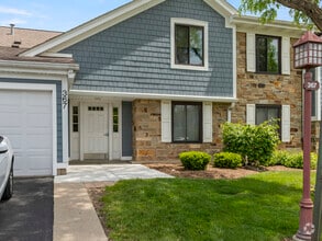 Building Photo - 367 Thornhill Ct