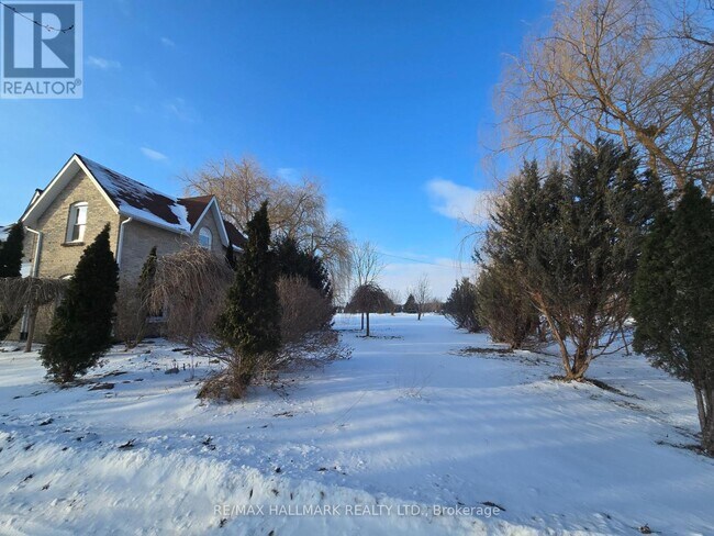 Photo du bâtiment - 22156 Leslie St