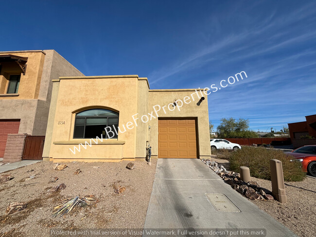 Building Photo - 8754 E Perry Park Cir