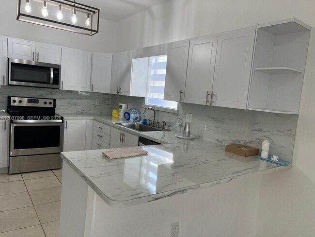 Foto del edificio - 6101 SW 159th Ct