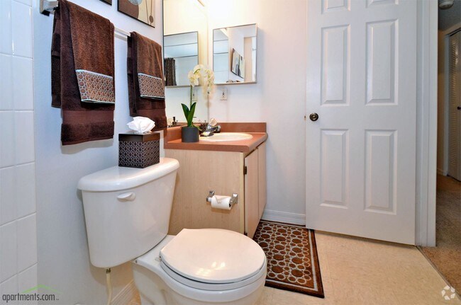 Baño - Carolina Club Apartments