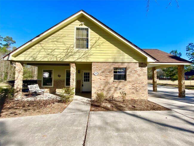Foto del edificio - 910 Tall Pines Dr