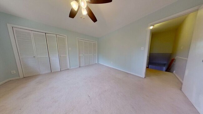 Building Photo - 3753 Yorktown Pl