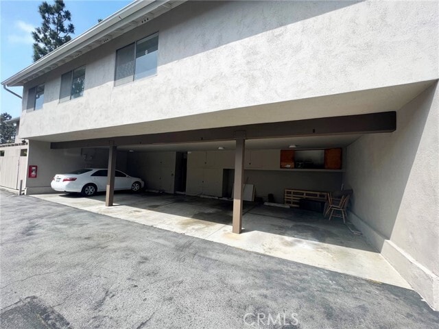 Building Photo - 6702 Sun Dr