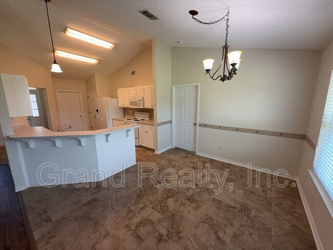 Foto del edificio - 3681 Berrypatch Ln