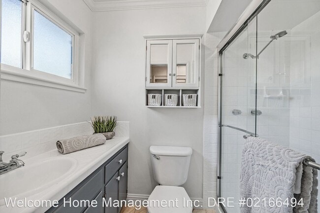 Building Photo - 4 br, 2 bath House - 37036 San Antonio St.