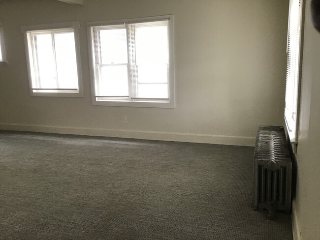 Foto del edificio - 3 bedroom single family home