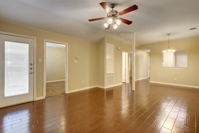 Foto del edificio - 140 Marvin Cove