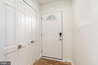 Building Photo - 500 G St SW