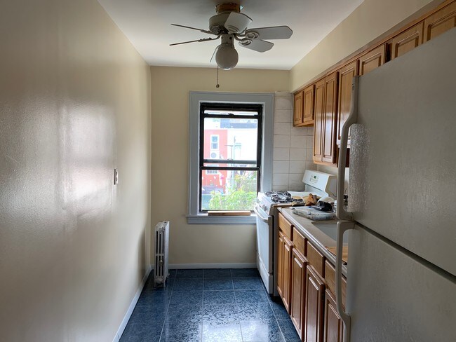 Foto del edificio - 19-16 23rd Ave
