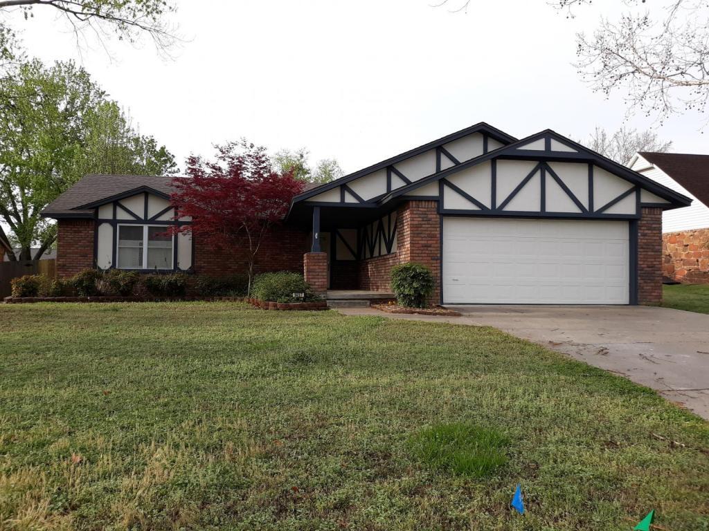 Primary Photo - 1457 Paradise Parkway