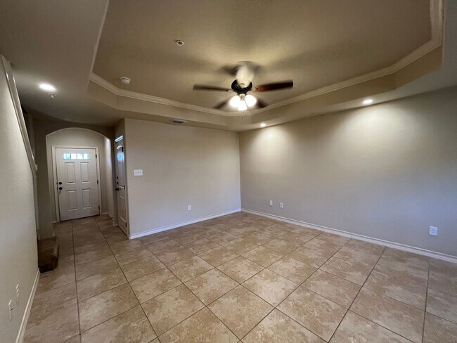 Foto del edificio - 6511 Marcel Way #102, San Antonio, TX. 78233